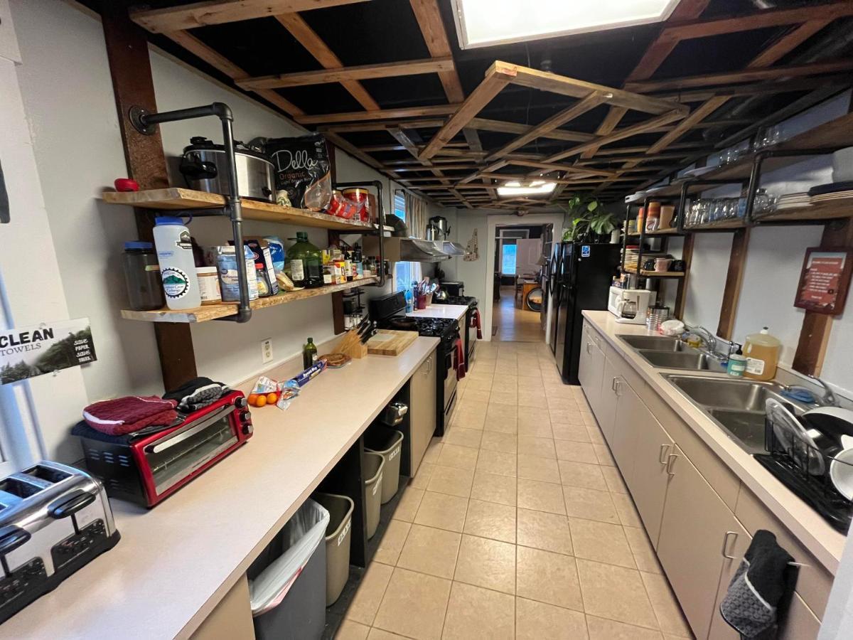 Hostel Coho: