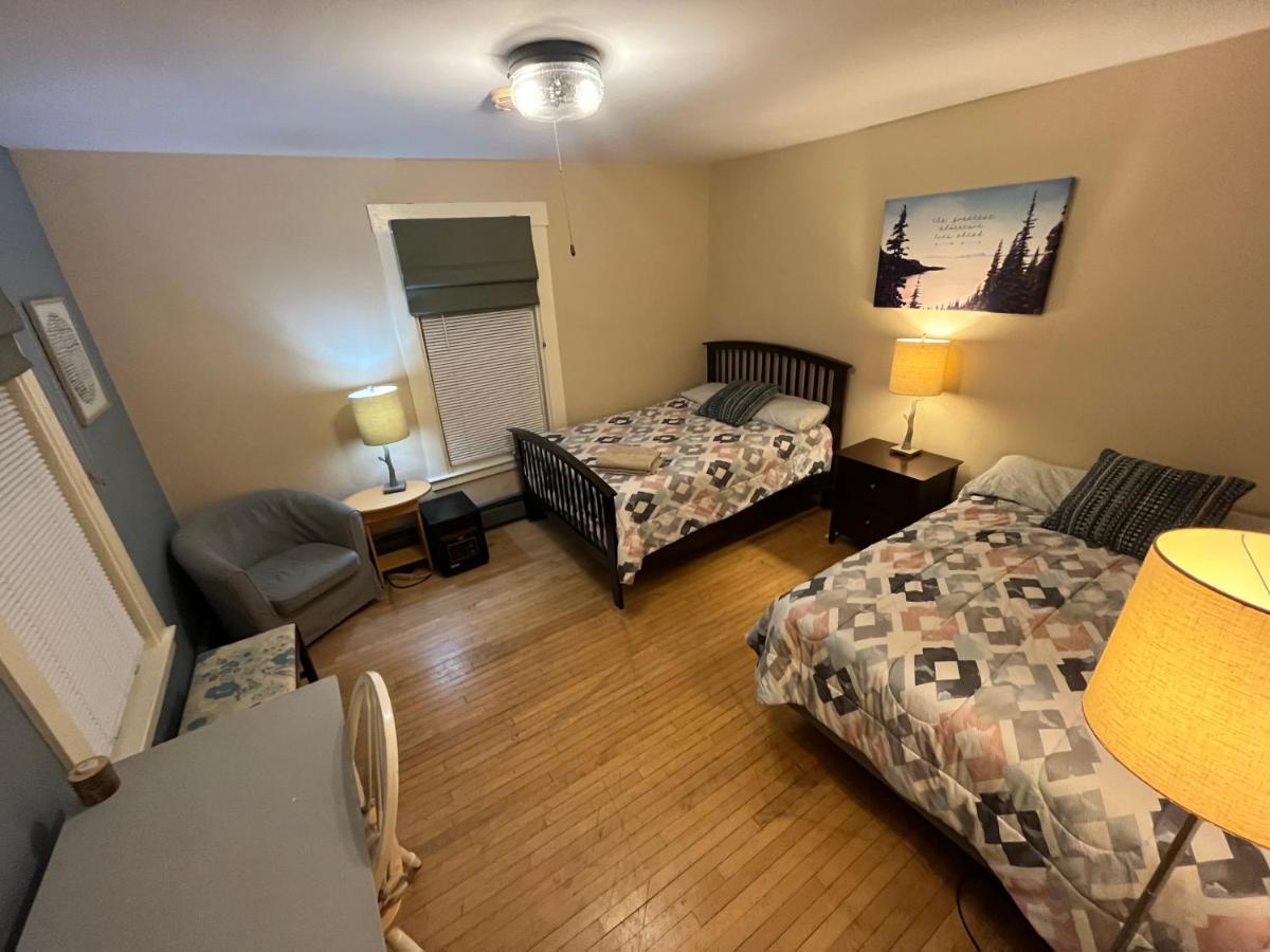 Coho: Hostel